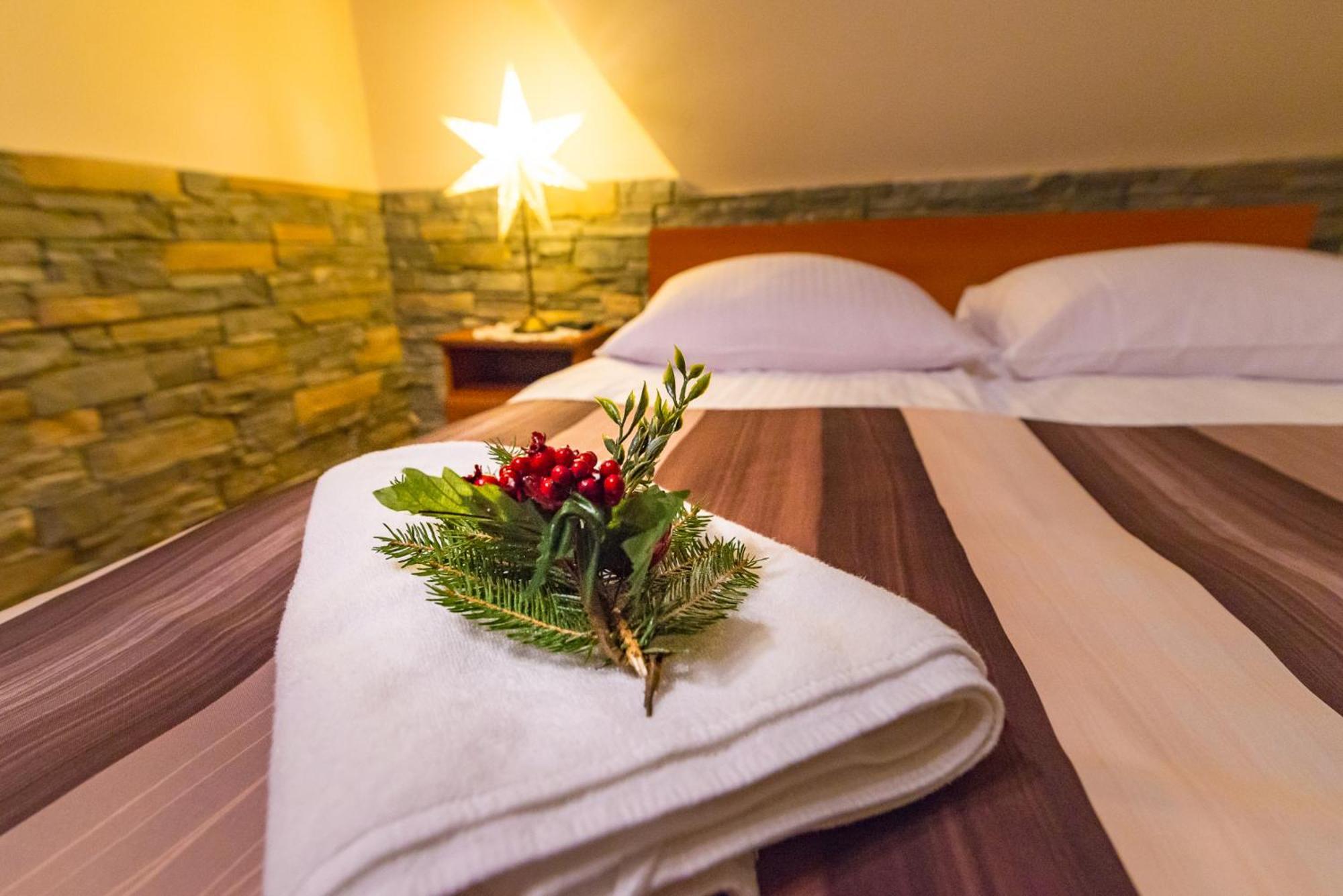 Domek Deluxe Resort Willa Adrian ซาโกปาเน ภายนอก รูปภาพ